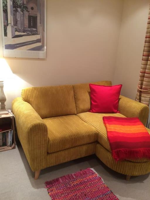 Cotswold Edge Guest Suite With Broadway Hill View Badsey Luaran gambar